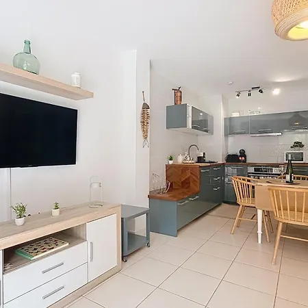 Bahamas Modern In Burriana By South Costa * Nerja