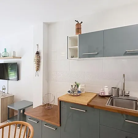 Bahamas Modern In Burriana By South Costa Nerja