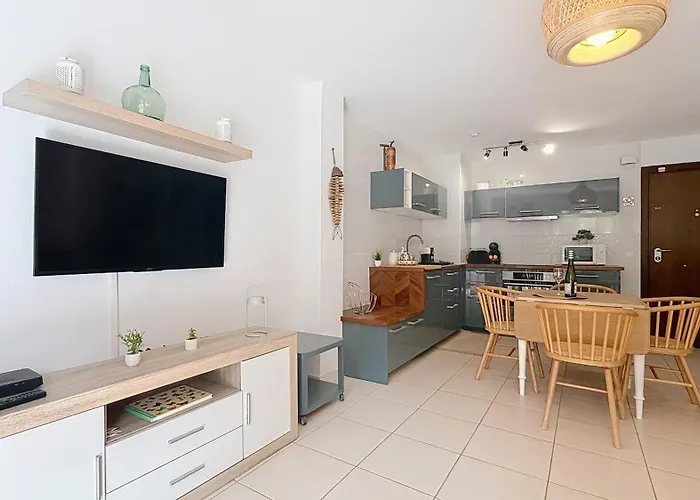 Bahamas Modern In Burriana By South Costa * Нерха